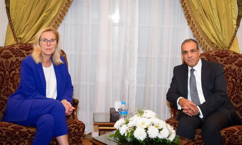 مصر تؤكد ضرورة عودة السلطة الفلسطينية للقيام بمهامها في غزة 1 مصر تؤكد ضرورة عودة السلطة الفلسطينية للقيام بمهامها في غزة