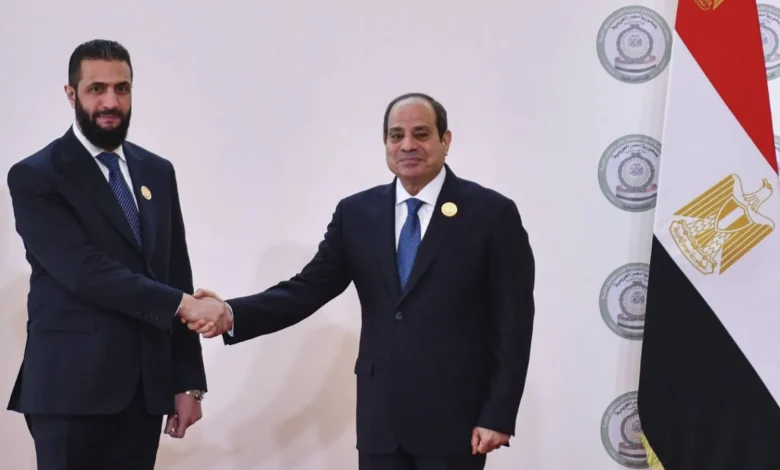 الشرع والسيسي يؤكدان بدء مرحلة جديدة في العلاقات السورية المصرية 1 الشرع والسيسي يؤكدان بدء مرحلة جديدة في العلاقات السورية المصرية
