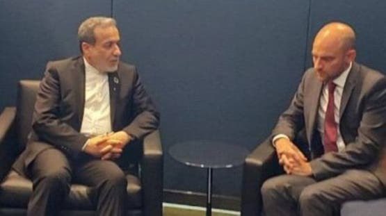 عراقجي يفاوض نظيره الفرنسي.. وبزشكيان "أي مفاوضات هذه" 1 عراقجي يفاوض نظيره الفرنسي.. وبزشكيان "أي مفاوضات هذه"