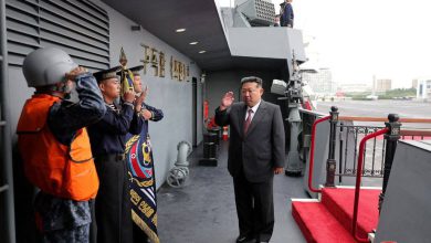 كيم جونغ أون يكشف عن مدمرته الجديدة "تشوي هيون" ويحذر: سنعاقب استفزازات العدو