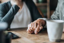 الإفتاء المصرية تحسم جدل زواج النفحة: باطل ومخالف للشريعة