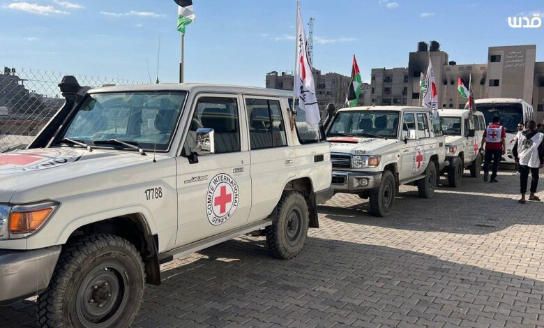 "فلسطيني كان يعمل مع إسرائيل".. هيئة البث تكشف هوية جثة سلمتها حماس 1 "فلسطيني كان يعمل مع إسرائيل".. هيئة البث تكشف هوية جثة سلمتها حماس