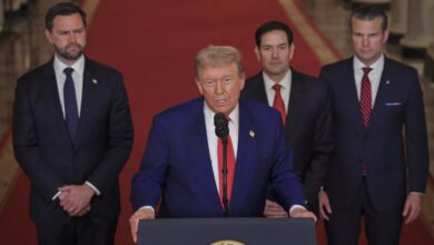 إعلام أمريكي: كبار مسؤولي إدارة ترامب ينقلون منازلهم إلى القواعد العسكرية 2 إعلام أمريكي: كبار مسؤولي إدارة ترامب ينقلون منازلهم إلى القواعد العسكرية