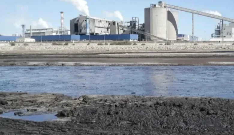 تونس:محكمة قابس تؤجل البت في قضية إيقاف الوحدات الملوِّثة للمجمع الكيميائي إلى 4 ديسمبر