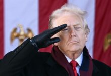 ترامب: إذا لم يعجب زيلينسكي خطة السلام، يجب على أوكرانيا الاستمرار في القـ.تال