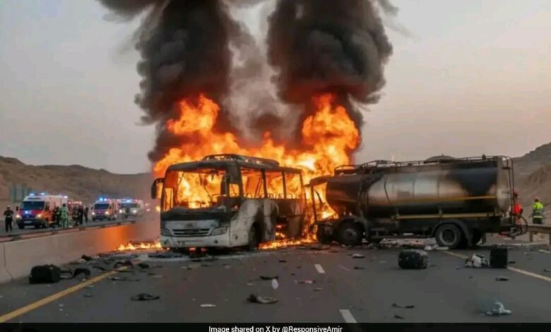 مصرع نحو 40 معتمرًا هنديًا في حادث حافلة مروّع قرب المدينة المنورة