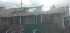 انهيار جزئي بملعب قيد الإنجاز يُصيب 5 أشخاص في بومرداس 2 انهيار جزئي بملعب قيد الإنجاز يُصيب 5 أشخاص في بومرداس