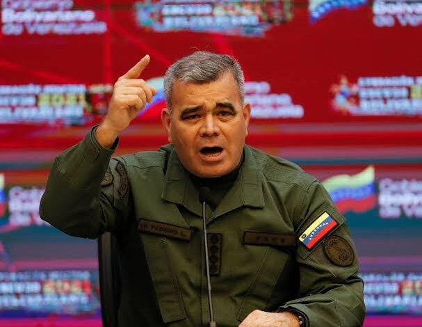 وزير الدفاع الفنزويلي فلاديمير بادرينو لوبيز