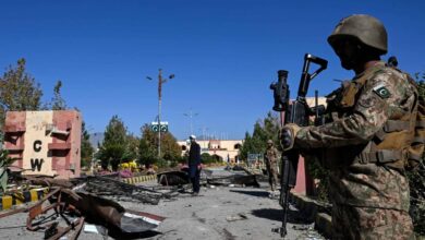 مقـ. ـتل عشرة أشخاص في قصف باكستاني داخل أفغانستان وسط تصاعد التوتر بين البلدين