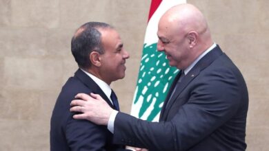 مصر تؤكد دعمها لمبادرة لبنان وتسلم الجيش اللبناني النقاط الخمس في الجنوب