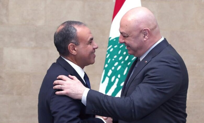 مصر تؤكد دعمها لمبادرة لبنان وتسلم الجيش اللبناني النقاط الخمس في الجنوب