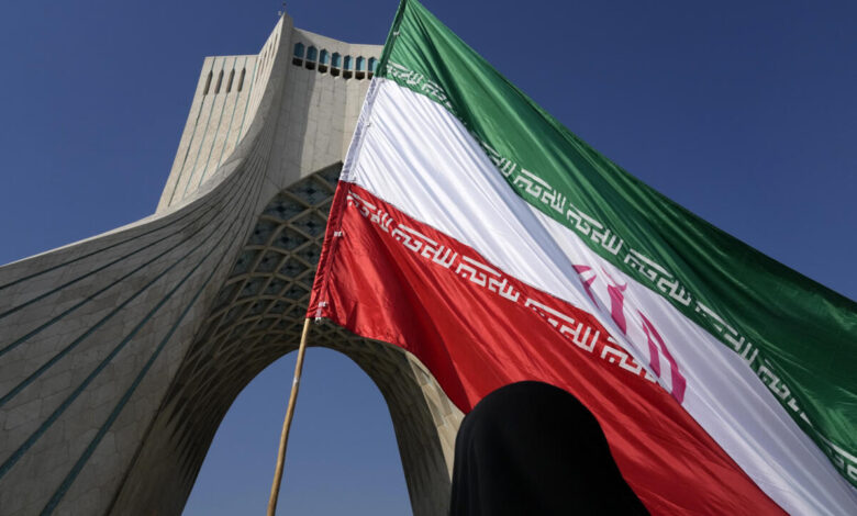 لمواجهة موجة جفاف حادة... إيران تبدأ عمليات تلقيح للسحب