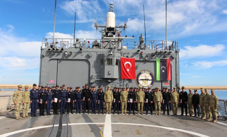 تركيا تُجري مناورات بحرية قرب السواحل الليبية ضمن برنامج التعاون العسكري بين البلدين