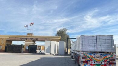 مصر.. قافلة «زاد العزة» 76.. دفء وأمل يعبران الحدود إلى غزة 4 مصر.. قافلة «زاد العزة» 76.. دفء وأمل يعبران الحدود إلى غزة