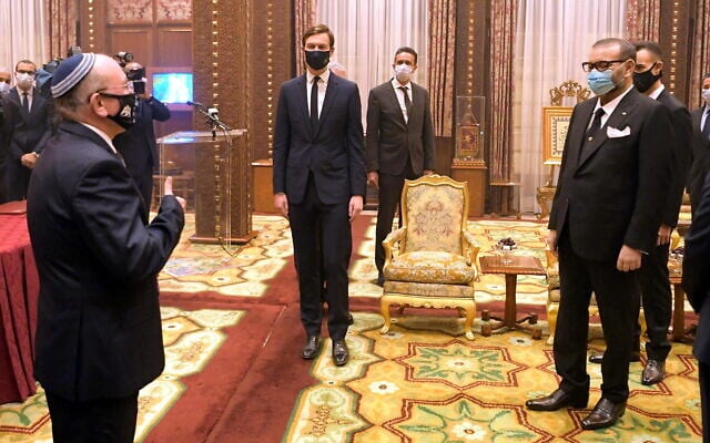 الرئيس الإسرائيلي إسحاق هيرتسوغ يُراسل الملك محمد السادس لإحياء علاقات تل أبيب مع الرباط "المُجمدة" بعد حرب غزة 1 الرئيس الإسرائيلي إسحاق هيرتسوغ يُراسل الملك محمد السادس لإحياء علاقات تل أبيب مع الرباط "المُجمدة" بعد حرب غزة