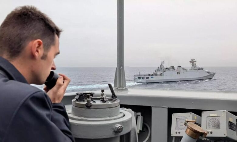 المغرب وإسبانيا يجريان مناورات بحرية مشتركة في مضيق جبل طارق