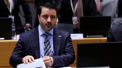 الخارجية السورية: ندين الزيارة غير الشرعية التي قام بها رئيس الوزراء الإسرائيلي ووزيرا الأمن والخارجية إلى جنوبي البلاد 2 الخارجية السورية: ندين الزيارة غير الشرعية التي قام بها رئيس الوزراء الإسرائيلي ووزيرا الأمن والخارجية إلى جنوبي البلاد