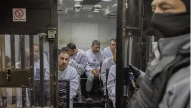 حـ.ماس تتسلّم قائمة تضم 1468 أسيراً من غـ.ـزة بعد تواصل غير مباشر مع الاحتـ.ـلال 6 حـ.ماس تتسلّم قائمة تضم 1468 أسيراً من غـ.ـزة بعد تواصل غير مباشر مع الاحتـ.ـلال