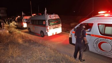 شهـ.يدان في انفـ.جار مخلفات الحرب.. إسرائيل تواصل خرق اتفاق غزة