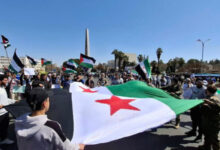 احتجاجات واسعة في الساحل السوري… ودمشق توضح موقفها