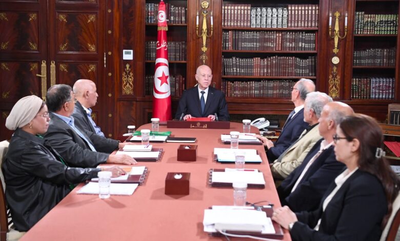 الرئيس التونسي يدعو لحلول عاجلة لأزمة قابس ويتسلّم التقرير الأولي للجنة المعالجة