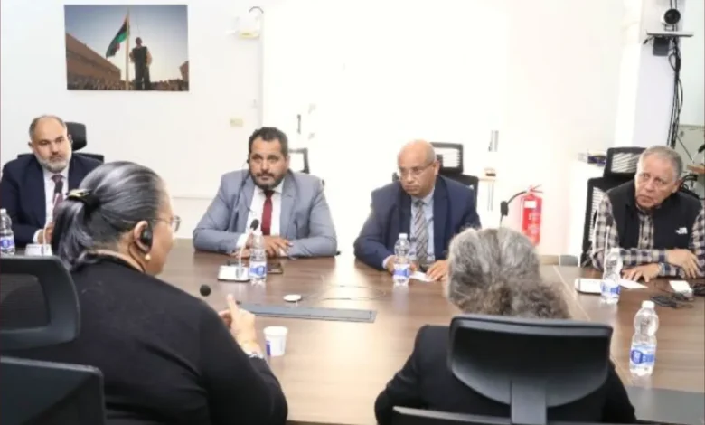 بعثة الأمم المتحدة في ليبيا تجتمع مع قيادات النظام السابق لتعزيز العملية السياسية