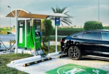 الجزائر تنجز 1000 محطة شحن للسيارات الكهربائية عبر مختلف الولايات