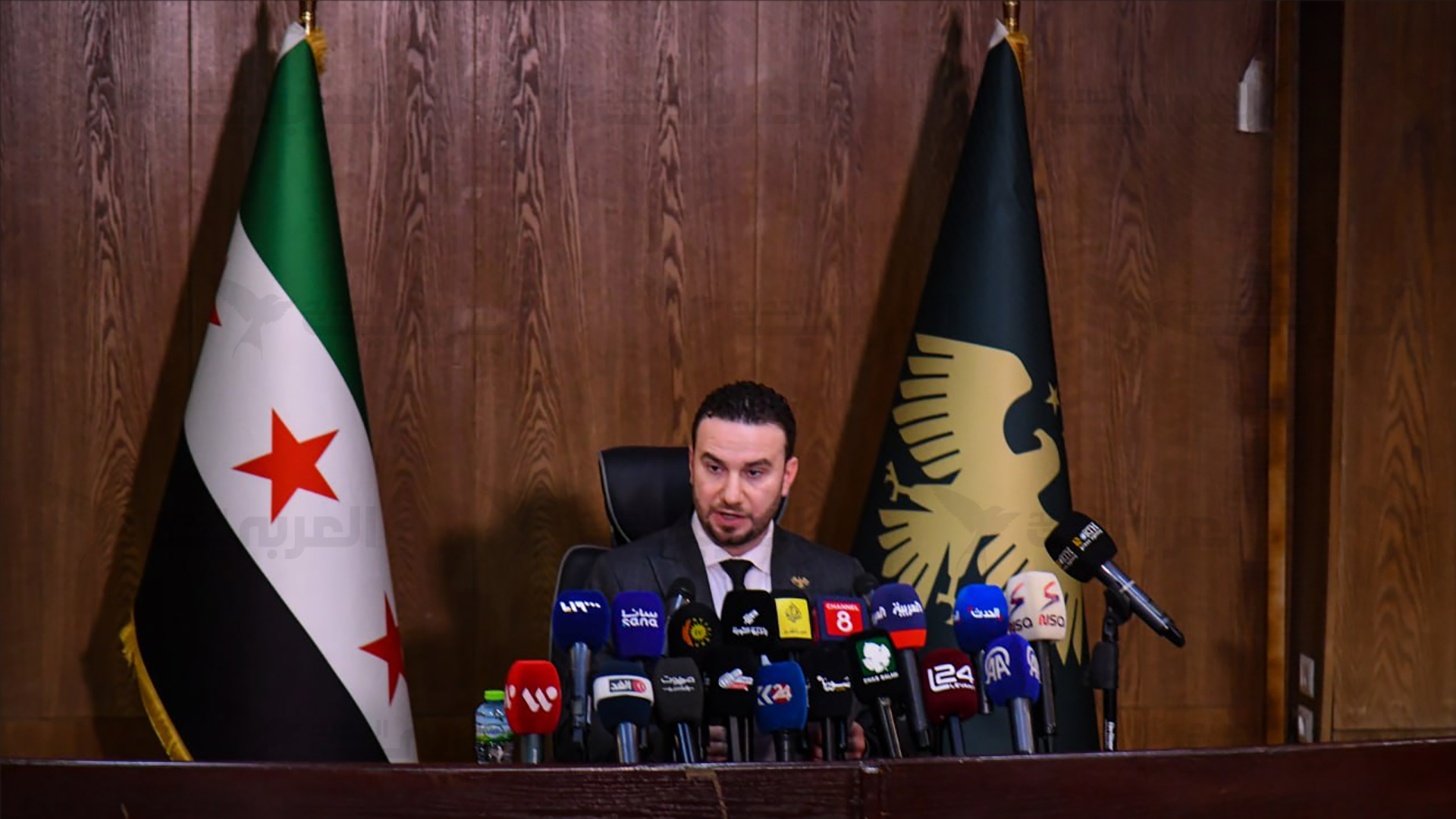 سوريا ترفع قيود السفر عن 5 ملايين مواطن من قوائم النظام السابق