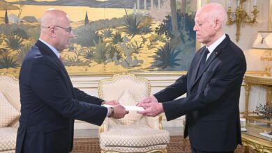 السفير الأمريكي الجديد يقدّم أوراق اعتماده للرئيس التونسي