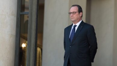 شابان جزائريان يسرقان مقتنيات ثمينة من منزل رئيس فرنسي سابق 3 شابان جزائريان يسرقان مقتنيات ثمينة من منزل رئيس فرنسي سابق