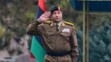 المنفي يشيّع رئيس أركان الجيش الليبي ومارافقيه بعد حادث تحطم الطائرة