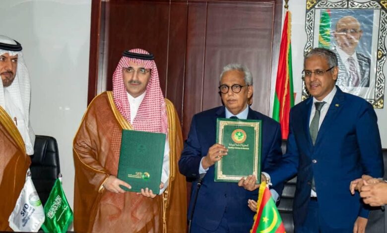 موريتانيا توقّع اتفاقية تمويل مع الصندوق السعودي للتنمية لمشروع الربط الكهربائي مع مالي 1 موريتانيا توقّع اتفاقية تمويل مع الصندوق السعودي للتنمية لمشروع الربط الكهربائي مع مالي