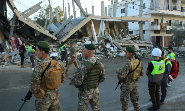 احتجاجات جنوب لبنان تتصاعد: الأهالي يطالبون بالتعويض عن أضرار الغارات الإسرائيلية