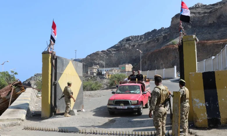 السعودية والإمارات تقودان تحركاً عاجلاً لاحتواء توتر حضرموت والمهرة 1 السعودية والإمارات تقودان تحركاً عاجلاً لاحتواء توتر حضرموت والمهرة