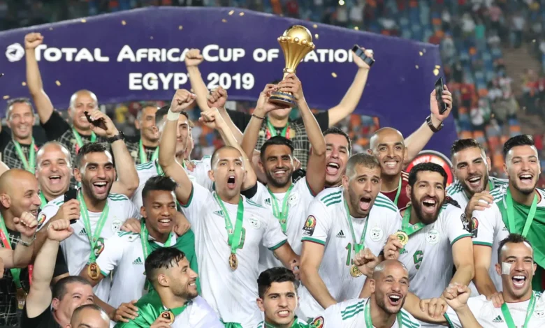 كأس أمم أفريقيا 2025.. منتخب الجزائر يصل المغرب 1 كأس أمم أفريقيا 2025.. منتخب الجزائر يصل المغرب