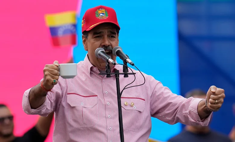 مكالمة ترامب ومادورو حول استقالة محتملة تنهار بسبب شروط المنفى والحماية المالية