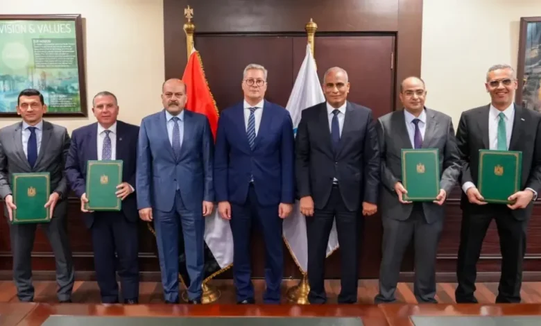 مصر توقّع تمويلاً بقيمة 140 مليون دولار لمجمع إنتاج السيليكون في العلمين الجديدة