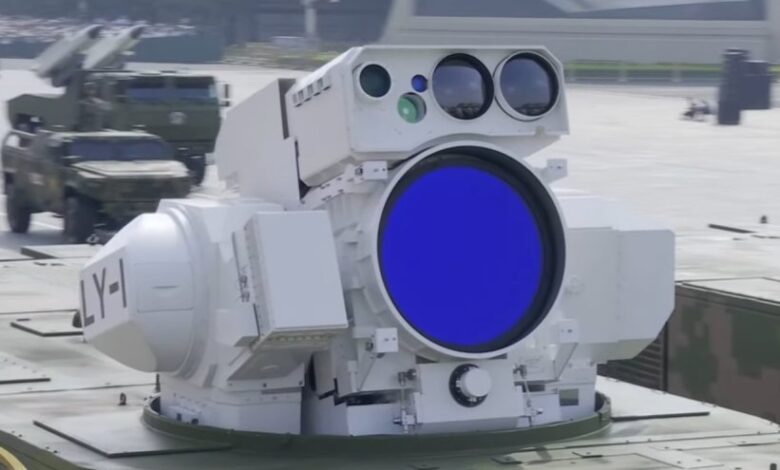 الصين تختبر نظام ليزر جديد على سفينة شحن مدنية