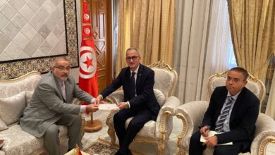 السفير الإيراني في تونس يسلم دعوة رسمية إلى وزير الخارجية التونسي لزيارة طهران