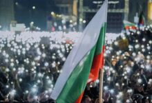 استقالة رئيس وزراء بلغاريا بعد احتجاجات ضخمة ضد الفساد قبل دخول البلاد منطقة اليورو