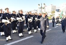 قائد ‎القوات البحرية الجزائرية يشرف على مراسم تفتيش ‎الغراب قاذف الصواريخ "رايس حسان بربيار"
