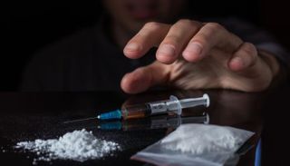 المرصد الوطني الفرنسي للمخدرات ارتفاعًا لافتًا في قيمة تجارة المخدرات غير الشرعية 2 المرصد الوطني الفرنسي للمخدرات ارتفاعًا لافتًا في قيمة تجارة المخدرات غير الشرعية