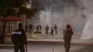 اشتباكات بين الشرطة التونسية ومحتجين في القيروان 3 اشتباكات بين الشرطة التونسية ومحتجين في القيروان