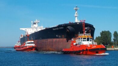 السلطات الموريتانية تتابع تسرب نفطي في المياه السنغالية دون تهديد للسواحل 2 السلطات الموريتانية تتابع تسرب نفطي في المياه السنغالية دون تهديد للسواحل