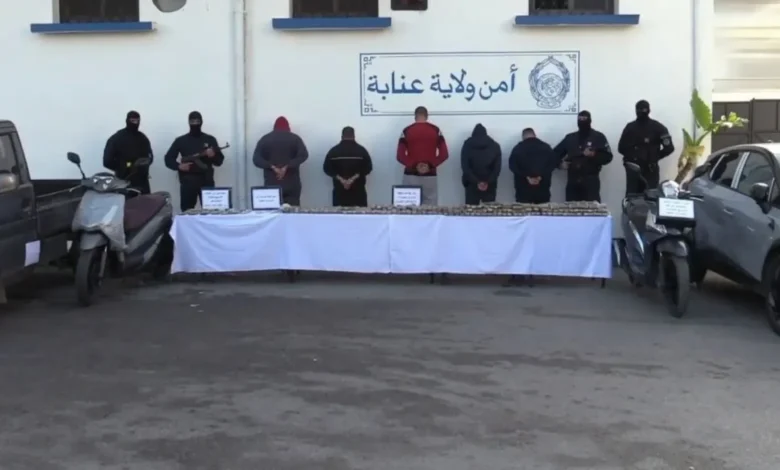الجزائر.. توقيف 5 متورطين في شبكة تهريب المخدرات والمؤثرات العقلية بعنابة