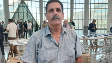 الشرطة التونسية تعتقل المحامي والمعارض العياشي الهمامي لتنفيذ حكم بالسجن 5 سنوات