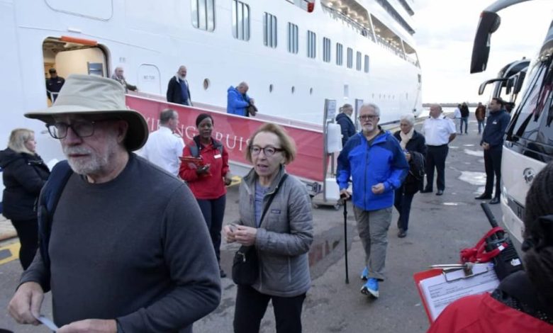 رسو باخرة سياحية بميناء الجزائر وعلى متنها 900 سائح