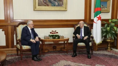 الرئيس الجزائري يستقبل عميد مسجد باريس