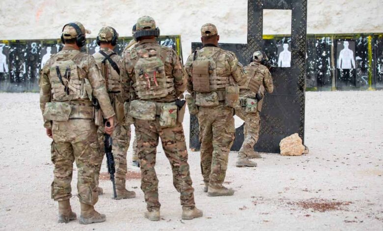 عملية إنزال عراقية – أمريكية في شمال شرق سوريا تستهدف مطلوبين للقضاء العراقي