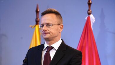 وزير خارجية هنغاريا: انتصار أوكرانيا "وهم" رغم الدعم الأوروبي الواسع